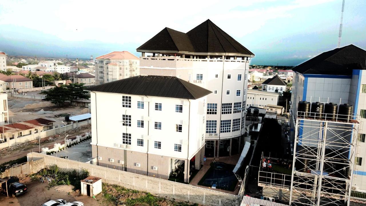 Vacation Villa Hotels And Suites Asaba Exterior foto